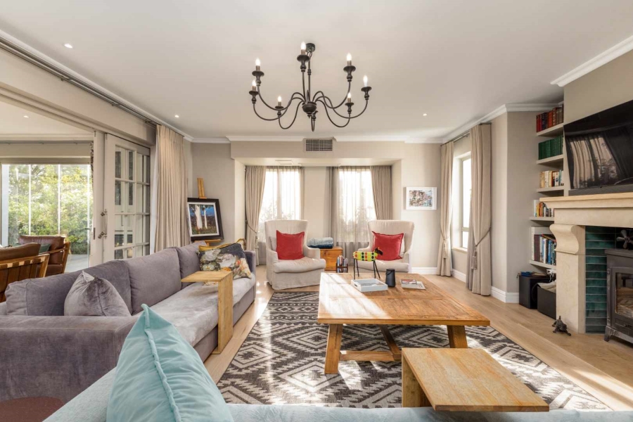 5 Bedroom Property for Sale in Val De Vie Estate Western Cape